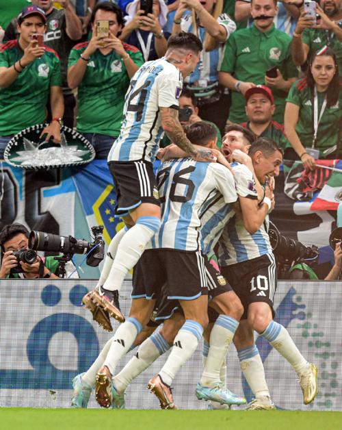 阿根廷2比0墨西哥队